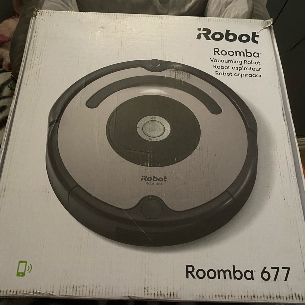 Brand New IRobot Roomba 677